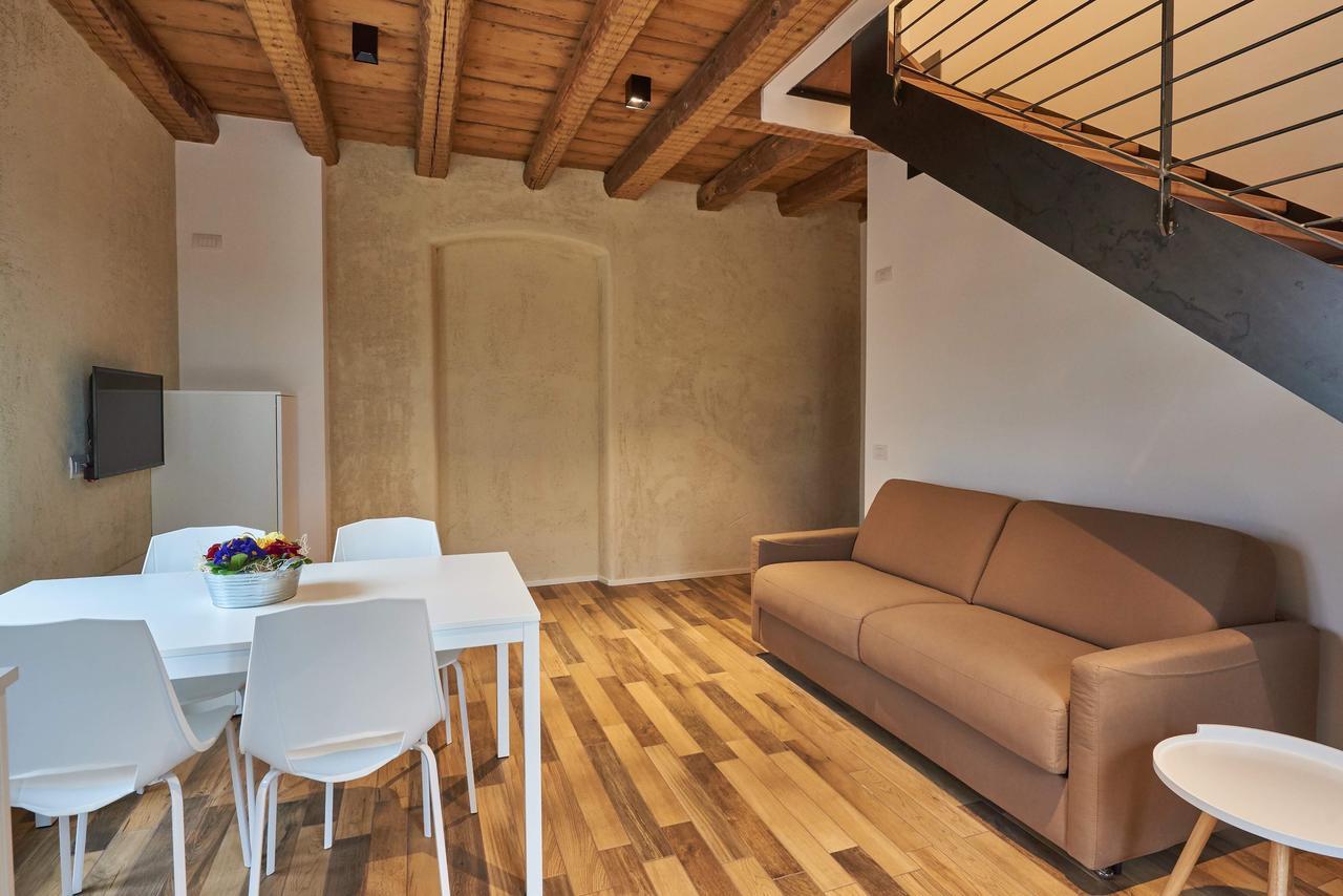 Albola Suite Holiday Apartments 리바 델 이탈리아 베로나 외부 사진